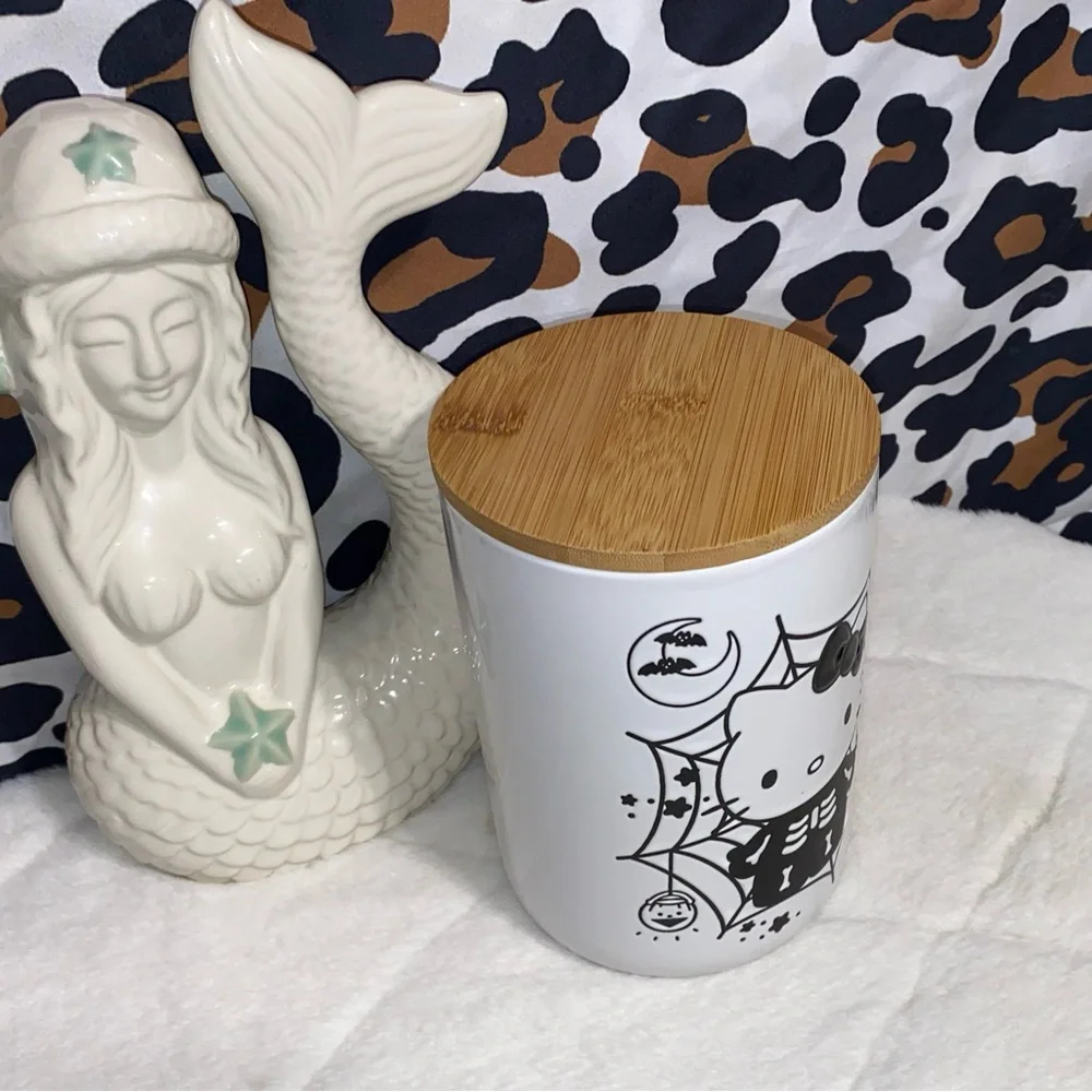 HELLO KITTY CERAMIC JAR BY SANRIO